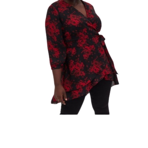 Torrid Top - Picture 1 of 8